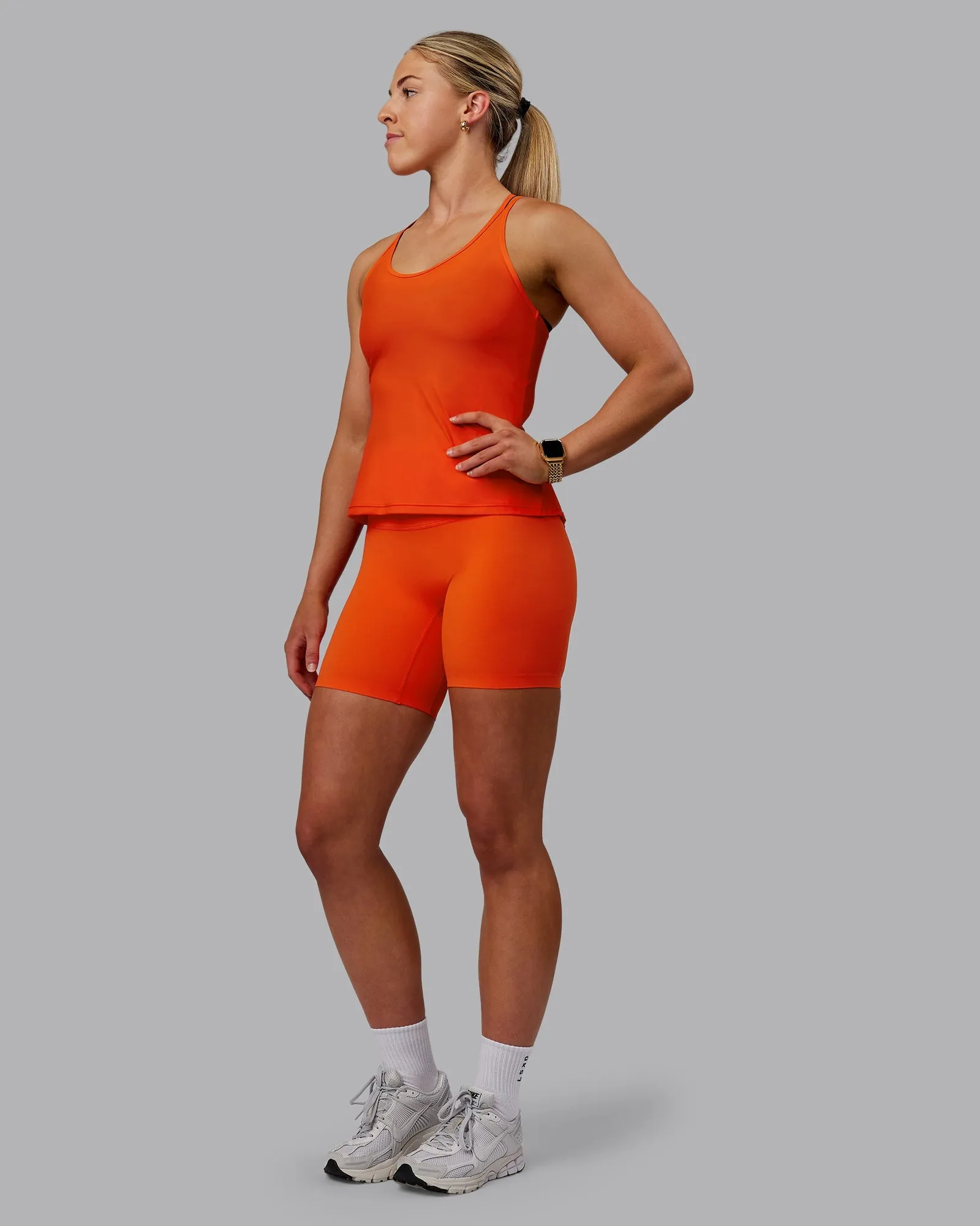 Apex Lightweight Performance Tank - Grenadine