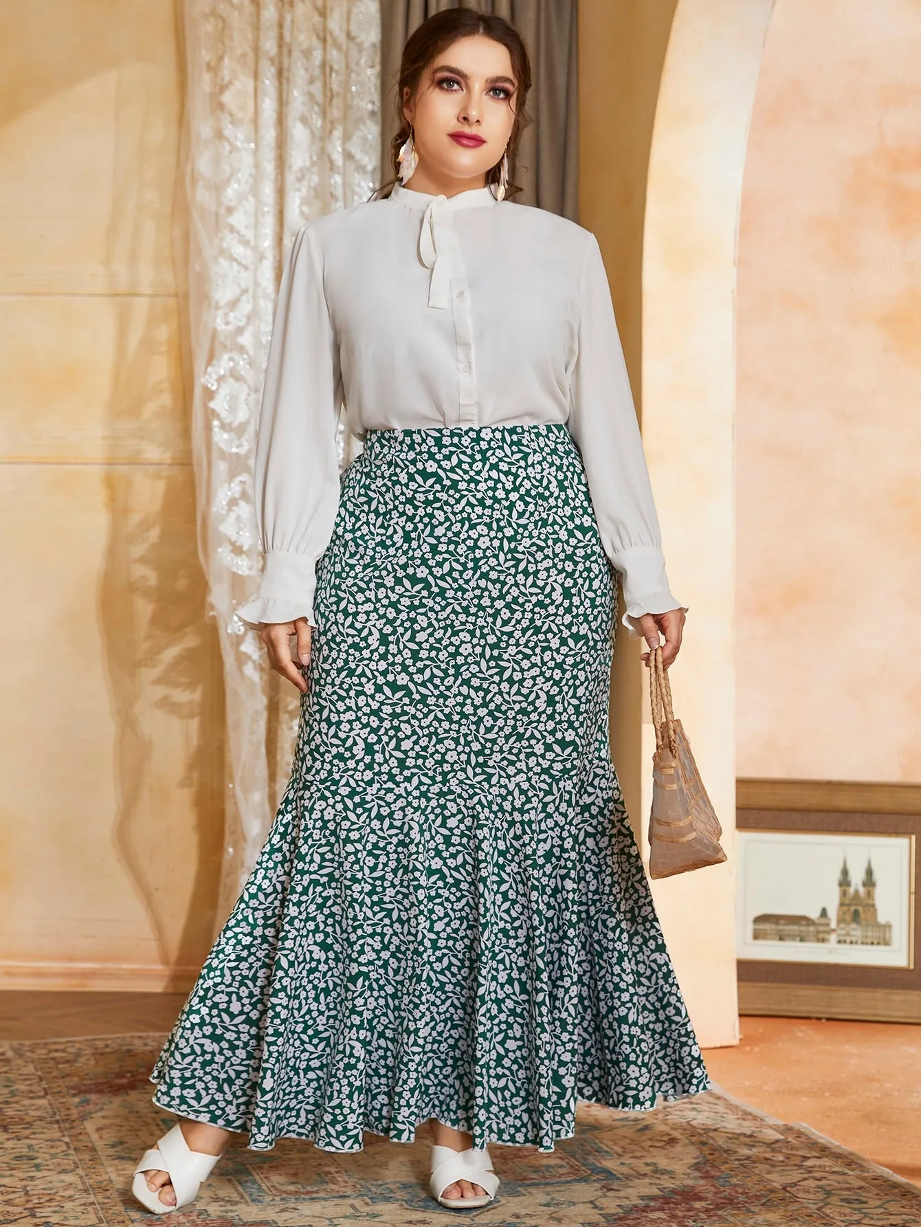 Ditsy Floral Ruffle Hem Maxi Plus Size Skirt