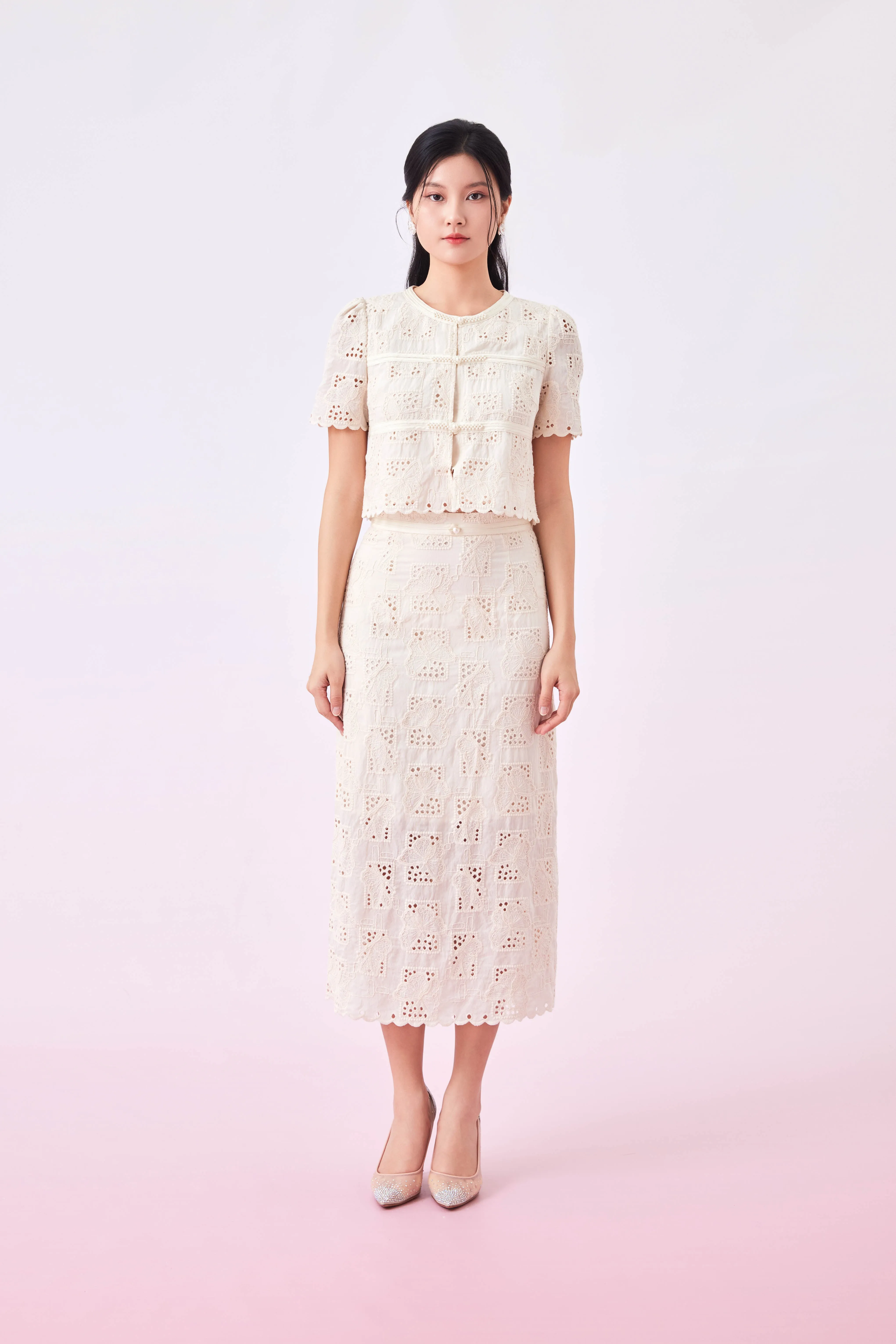 Giliana Cream Lace Pearl Knot Top