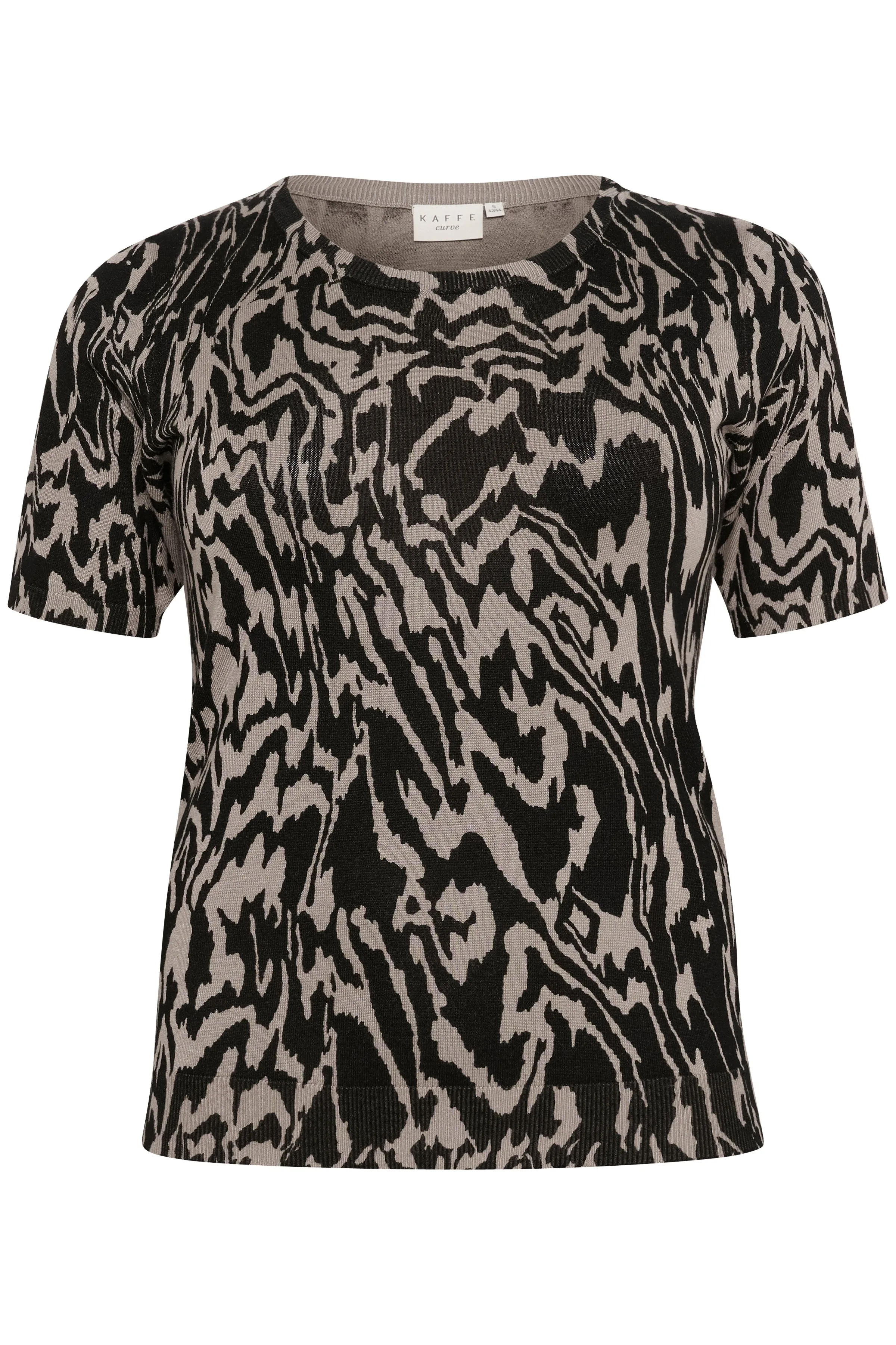 Kaffe Curve Lizzy Knit Top in Abstract Print