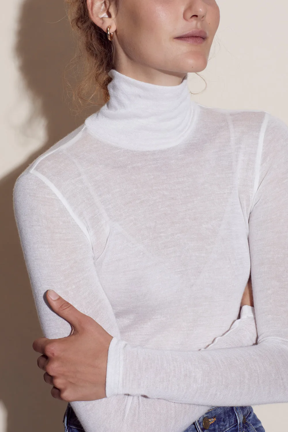 LUCIE TURTLENECK / CREME