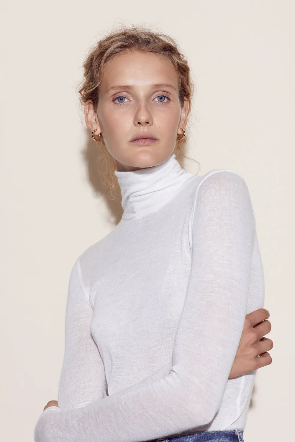 LUCIE TURTLENECK / CREME