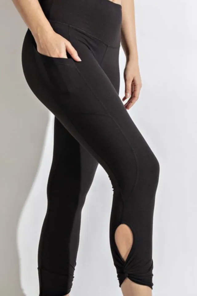 Plus Size, Capri Yoga Leggings (Black)
